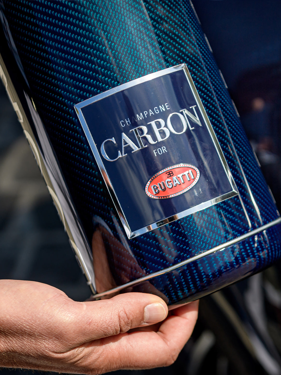 Champagne CARBON Bugatti ƎB.01 | Vintage 2002 — image 3
