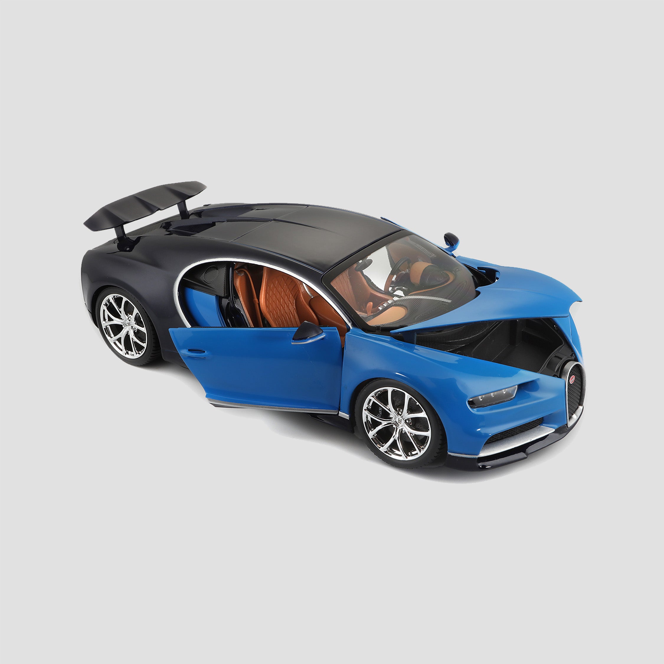 Bugatti Chiron Scale Model 1:18 Blue — image 1