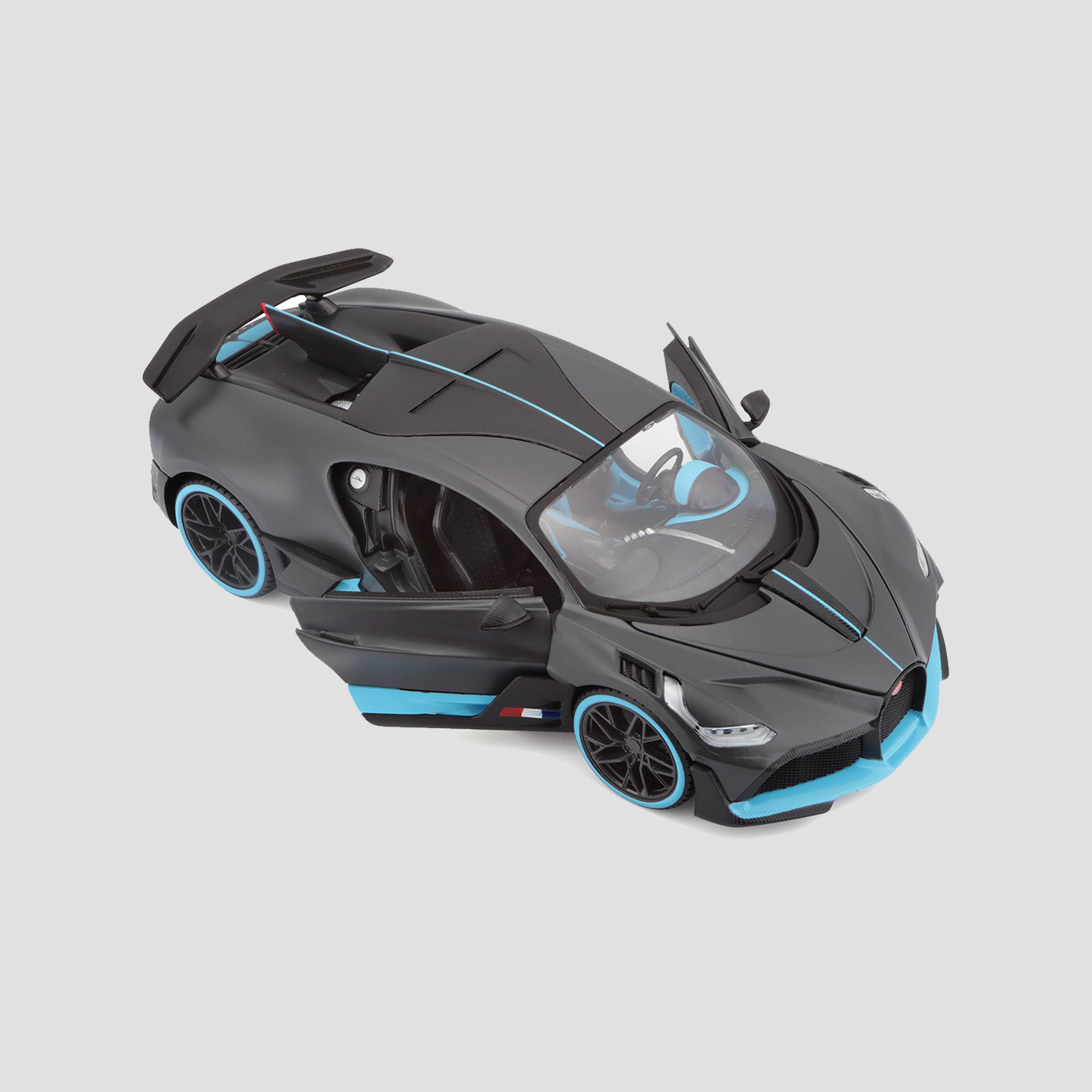 Bugatti Divo Scale Model 1:24 Grey — image 1